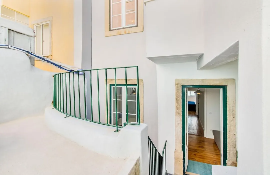 Olarias Terrace Lisbon-1